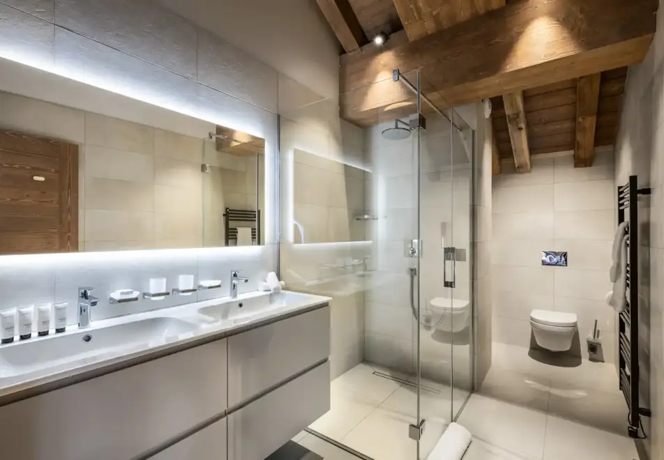 Falcon Lodge, Meribel (self catered apartments) - G22 (©Philippe Gal)