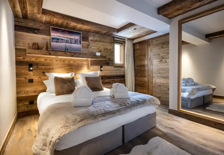 Falcon Lodge, Meribel (self catered apartments) - H21 (©Philippe Gal)