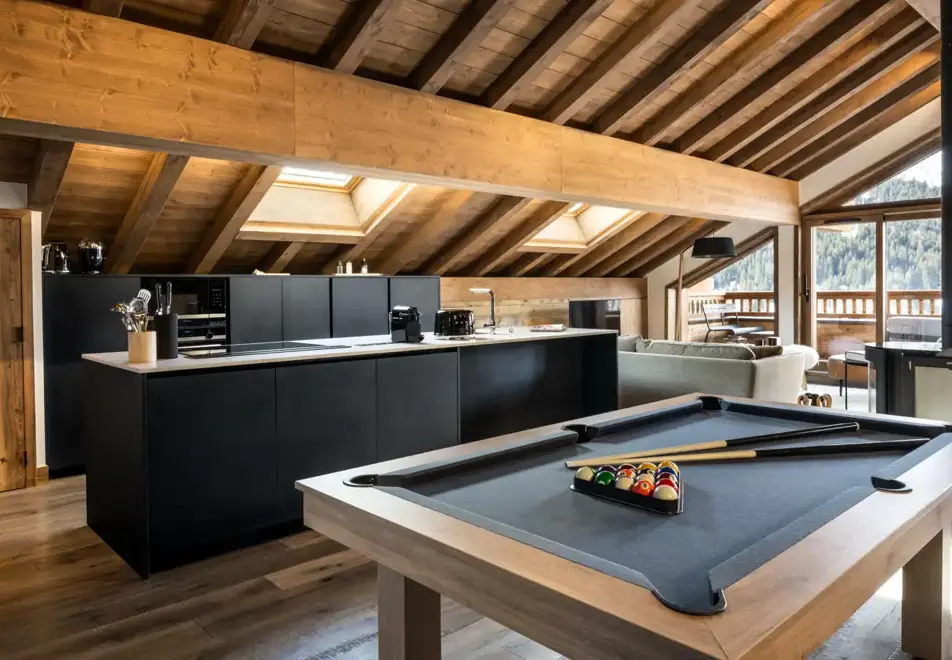 Falcon Lodge, Meribel (self catered apartments) - H21 (©Philippe Gal)