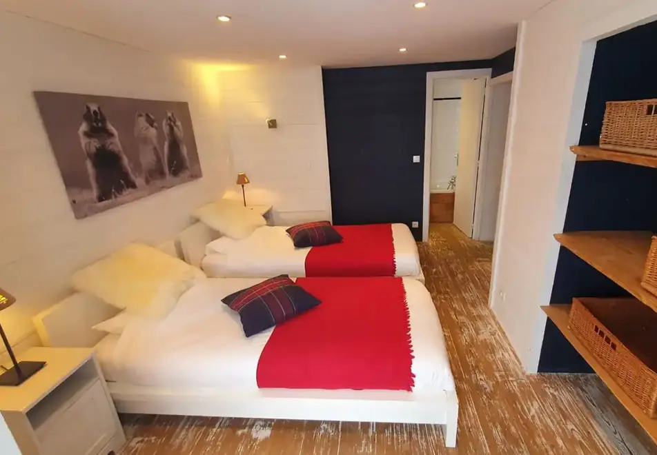 Loge, Alpe d'Huez (self catered chalet) - Bedroom