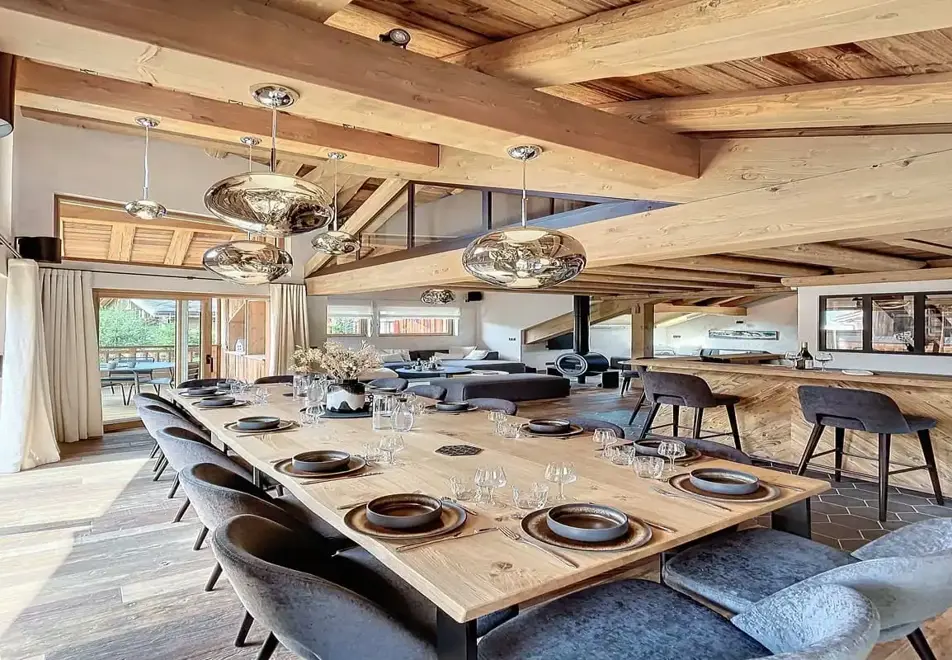 Reve de Marmottes, Meribel (self catered chalet) - Kitchen/dining area