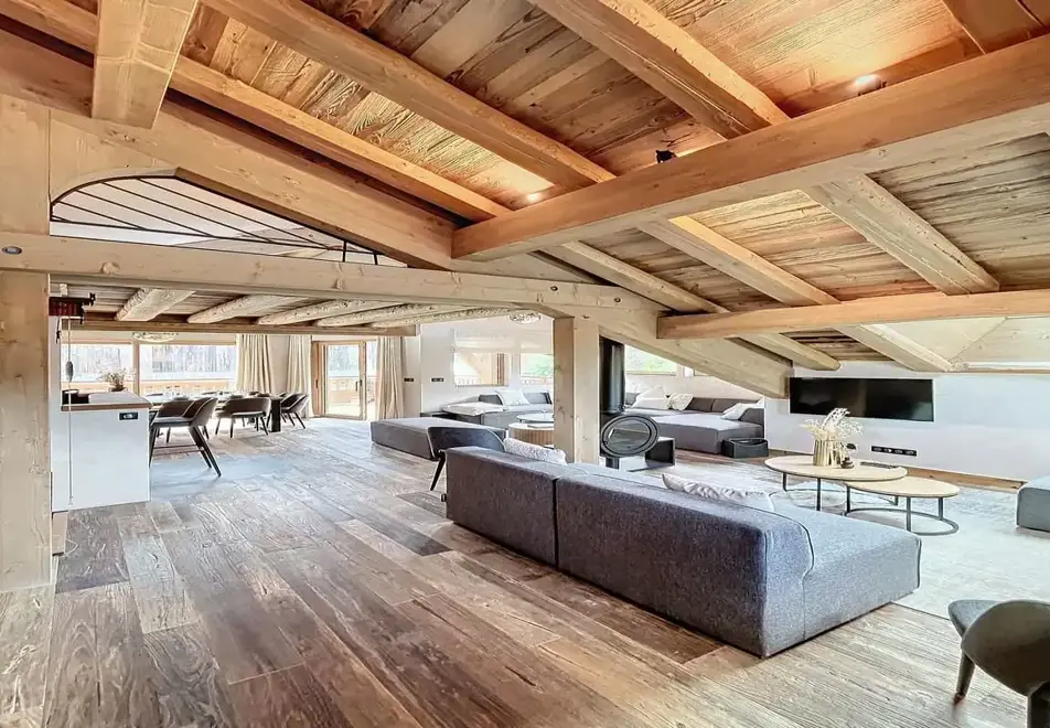 Reve de Marmottes, Meribel (self catered chalet) - Living area
