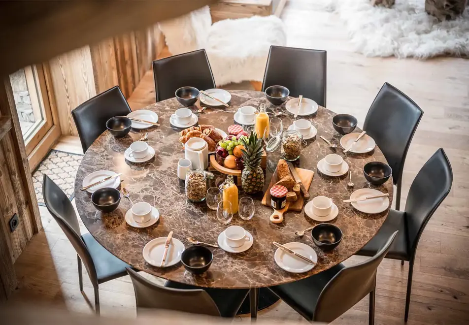 Chalet Inuit, Val d'Isere (self catered or catered chalet) - Dining area
