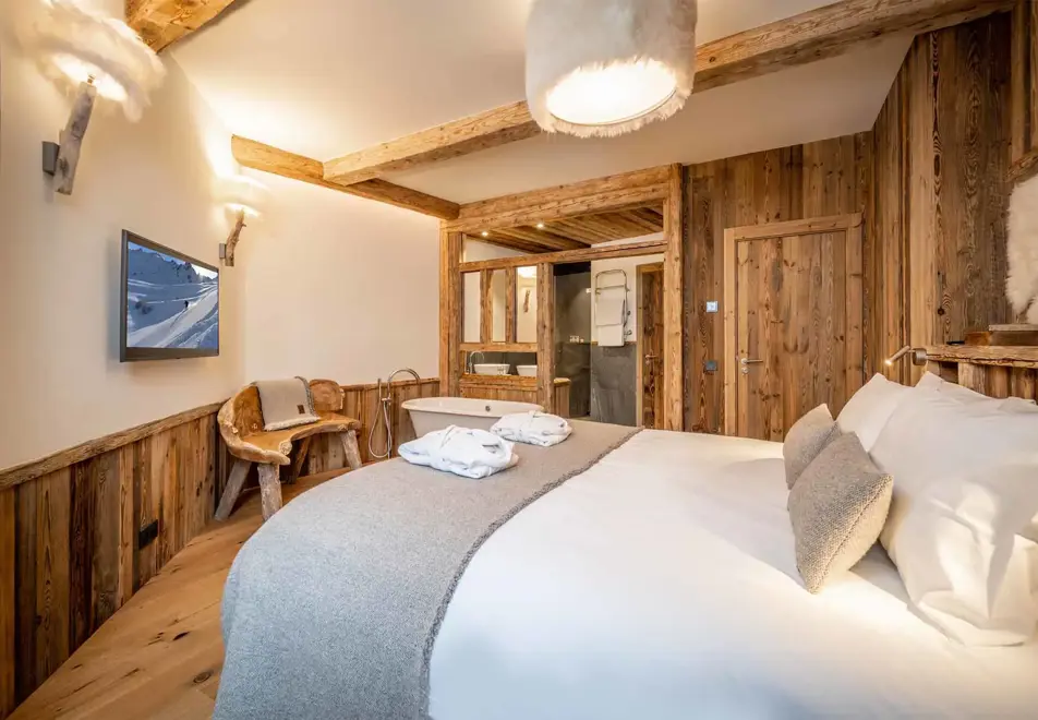 Chalet Inuit, Val d'Isere (self catered or catered chalet) - Bedroom