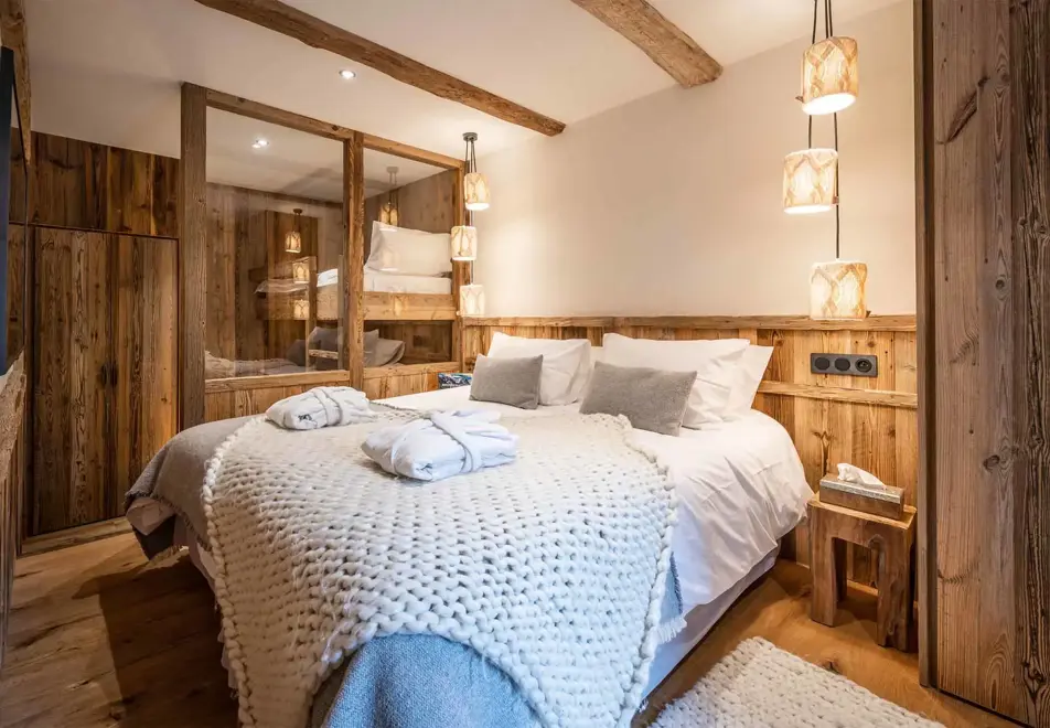Chalet Inuit, Val d'Isere (self catered or catered chalet) - Bedroom
