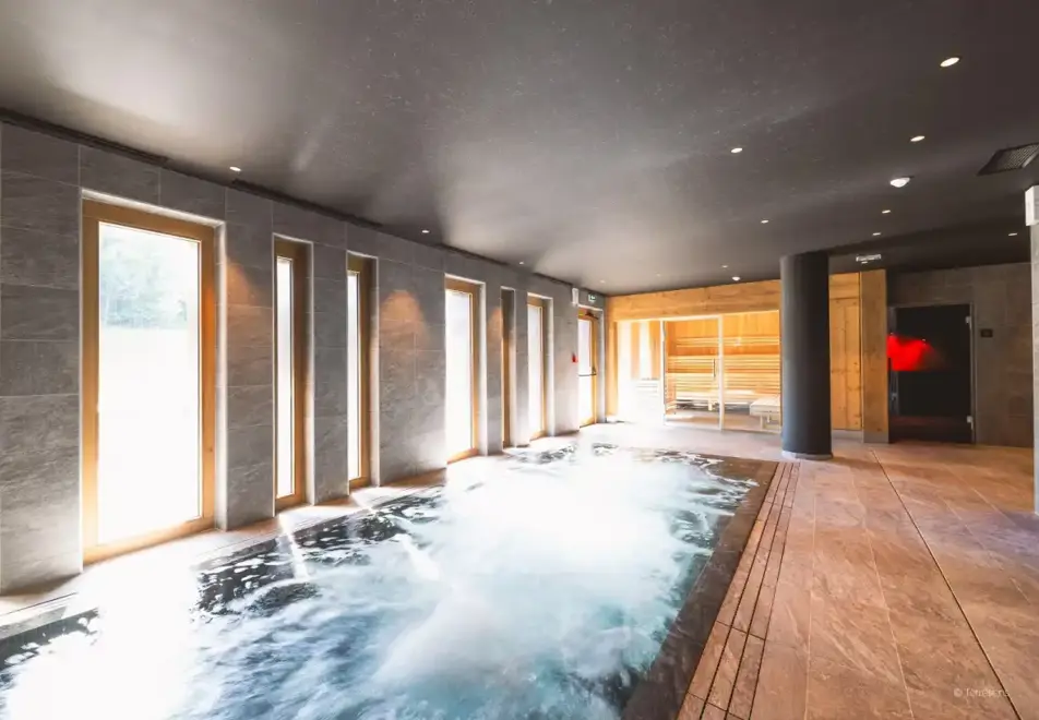 l'Eclat des Veriaz, Megeve (self catered apartments & chalets) - Indoor pool