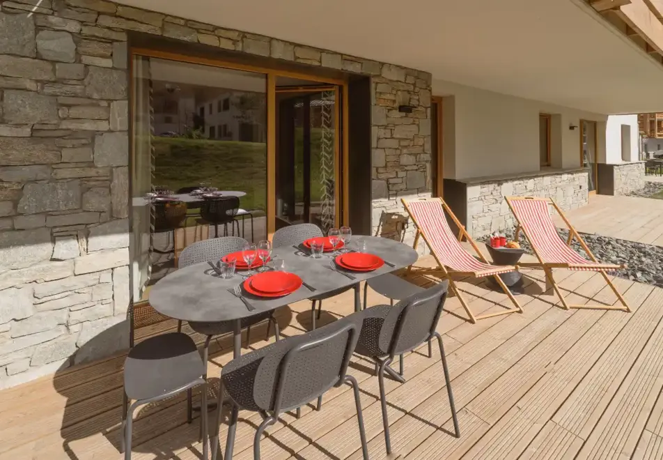 l'Eclat des Veriaz, Megeve (self catered apartments & chalets) - Typical 2 bedroom apartment style