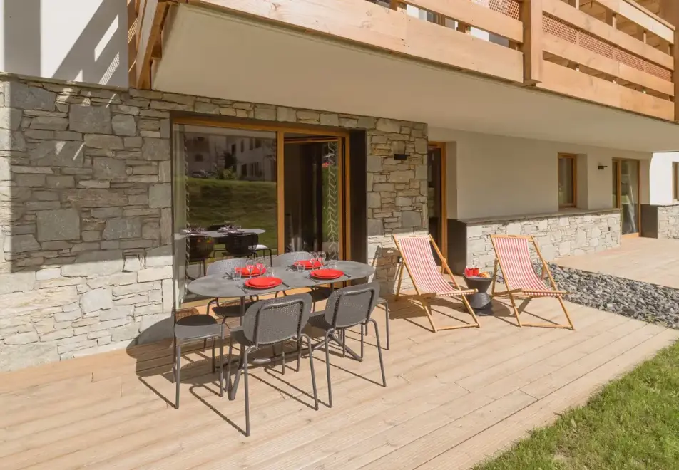 l'Eclat des Veriaz, Megeve (self catered apartments & chalets) - Typical 2 bedroom apartment style