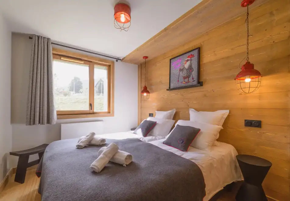 l'Eclat des Veriaz, Megeve (self catered apartments & chalets) - Typical 2 bedroom apartment style