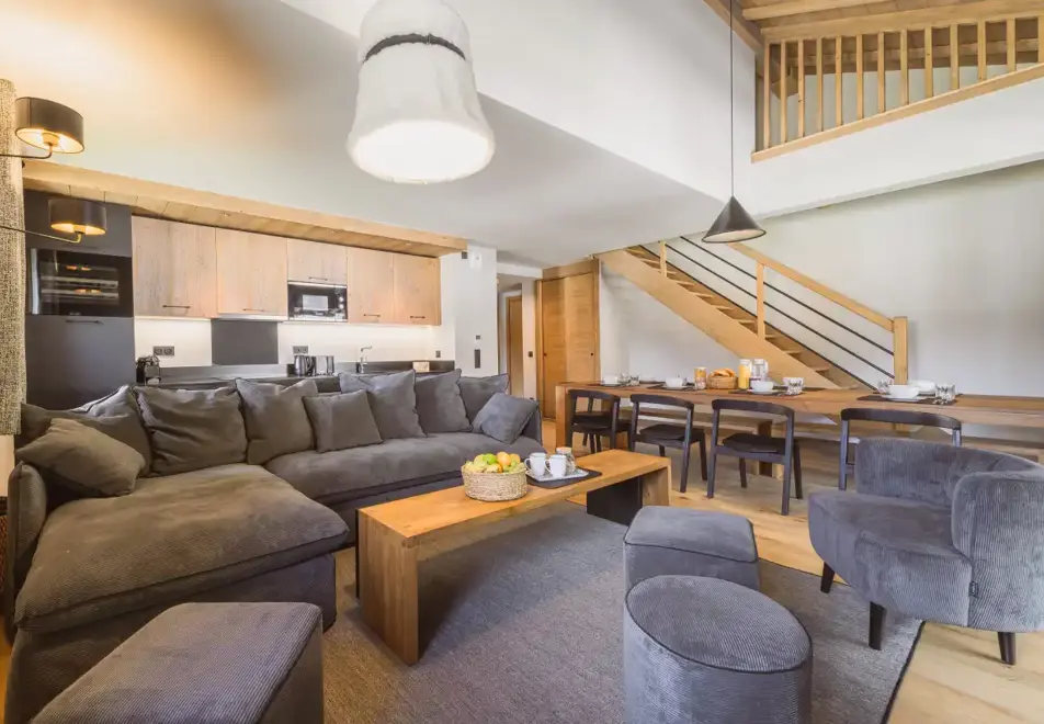 l'Eclat des Veriaz, Megeve (self catered apartments & chalets) - Typical 3 bedroom alcove apartment style