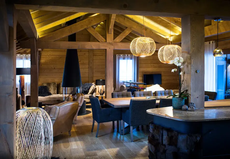 Chalet le Coeur, La Clusaz (B&B chalet) - Dining/lounge area
