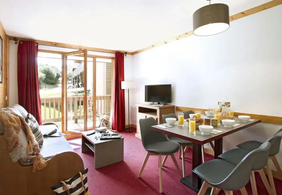 Le Village, Notre Dame de Bellecombe (self catered apartments) - Typical apartment style