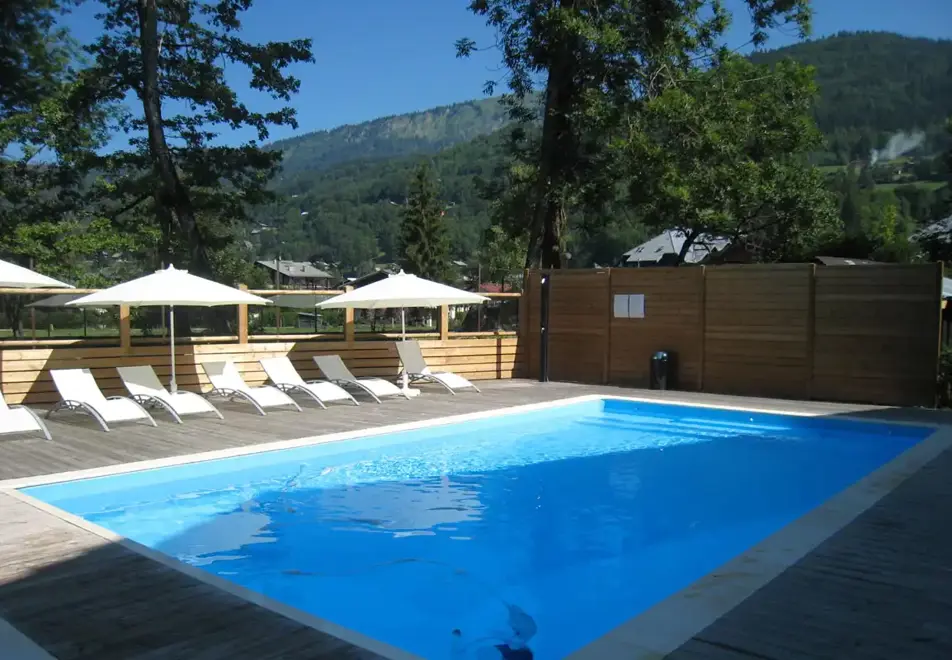 Rose, Samoens (self catered apartments) - Outdoor pool (Summer only)