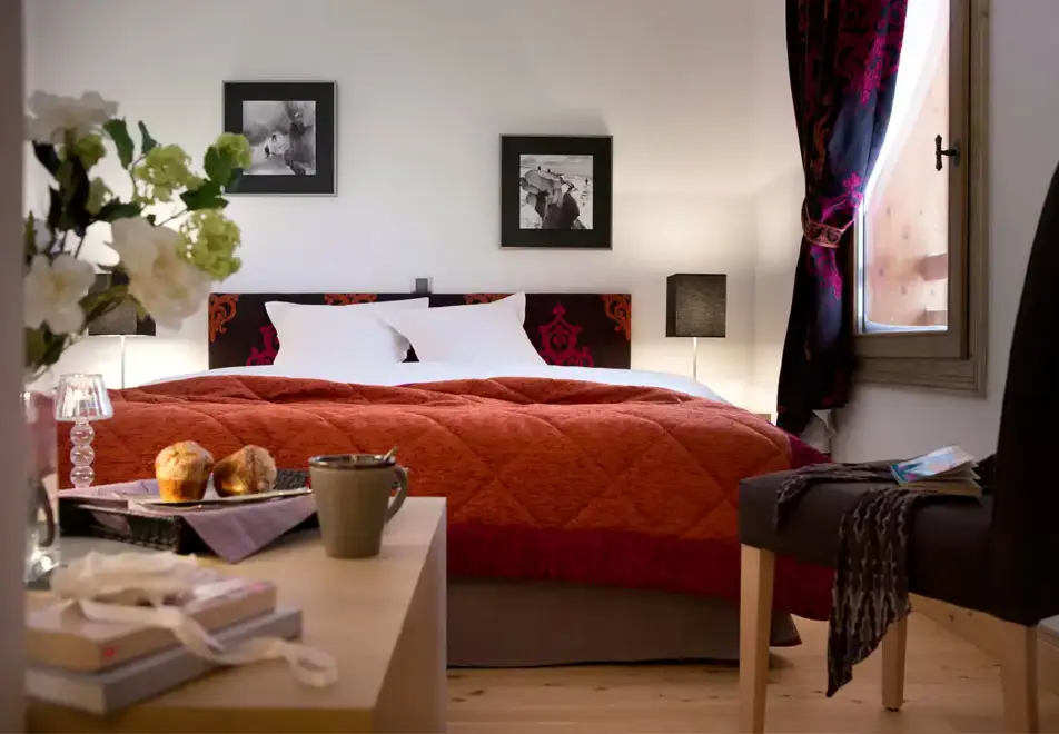 Lodge Hemera, La Rosiere (self catered apartments) - Double Bedroom