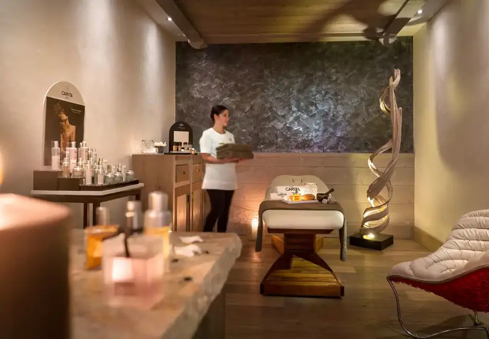 Lodge Hemera, La Rosiere (self catered apartments) - Spa