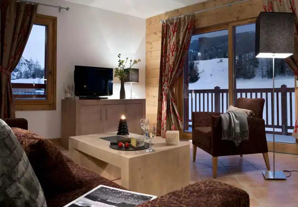 Les Chalets du Flambeau, Val Cenis (self catered apartments) - Apartments