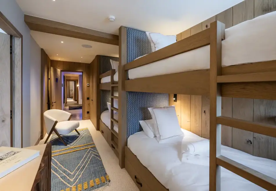 Silverstone Lodge, Val d'Isere (self catered chalet/apartment) - Number 4