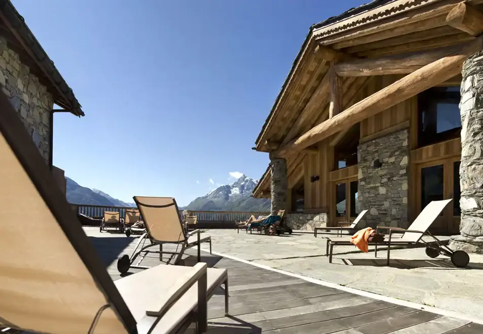 Les Cimes Blanches, La Rosiere (self catered apartments) - Sun Terrace