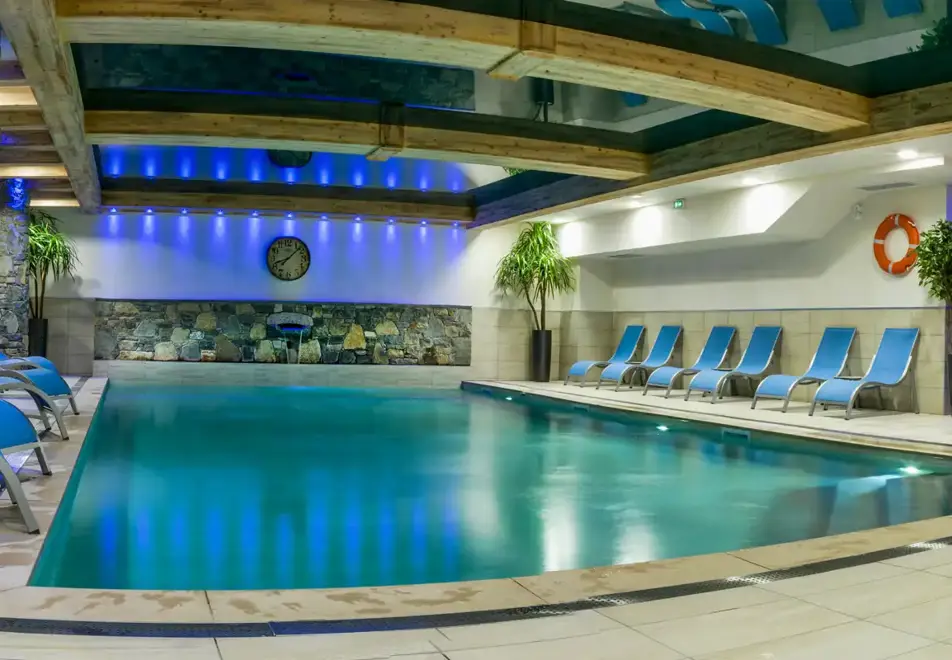 Les Chalets de Layssia, Samoens (self catered apartments) - Indoor Pool