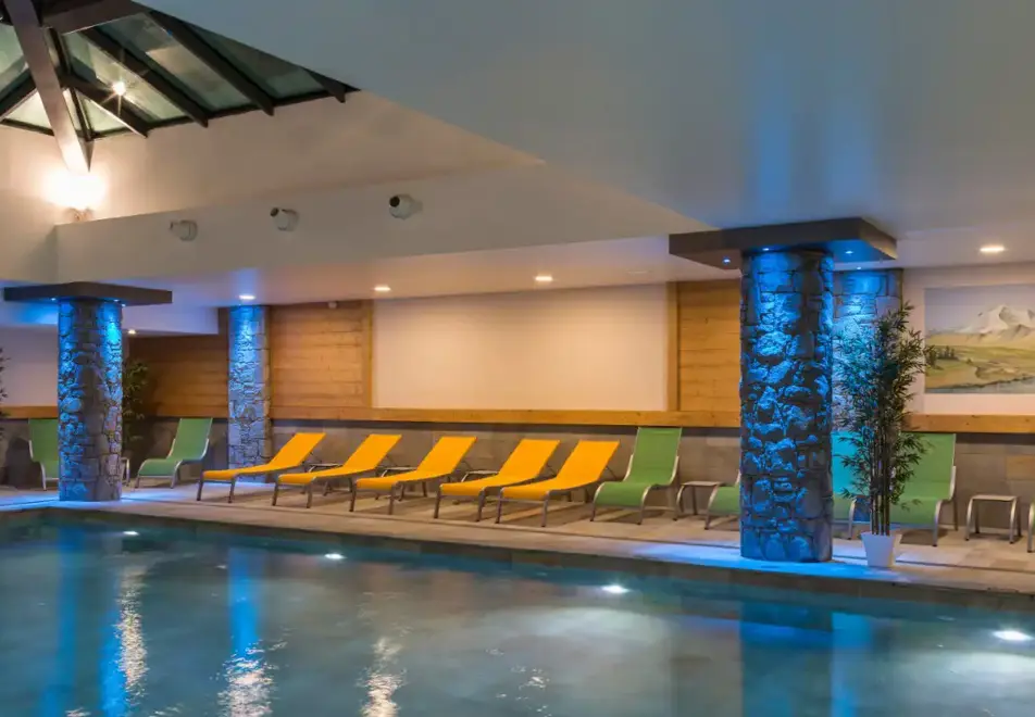 Le Napoleon, Montgenevre (self catered apartments) - Indoor Pool