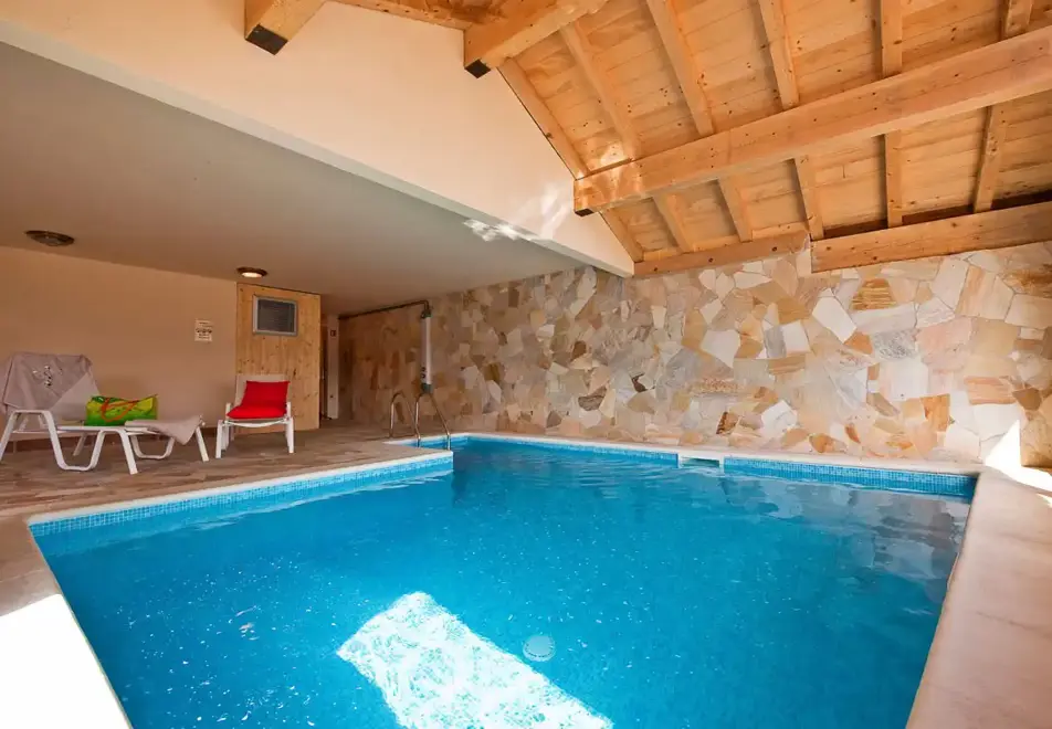 Le Refuge, La Rosiere (self catered apartments) - Indoor pool
