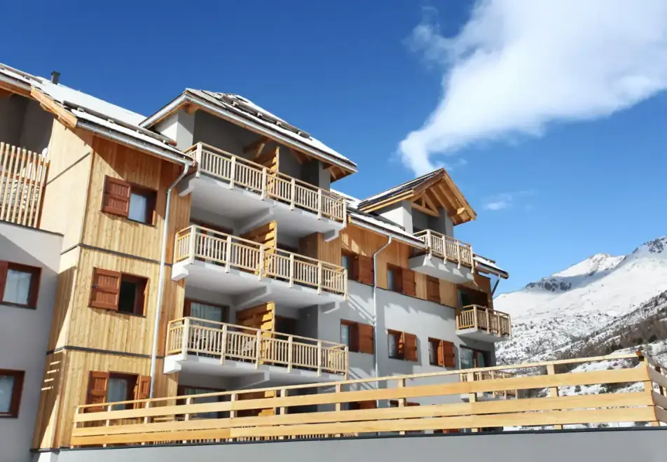 Aquisana, Serre Chevalier (self catered apartments)