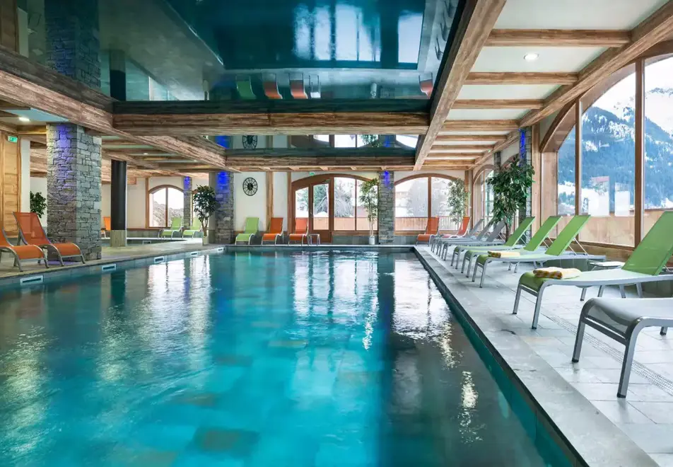 Les Chalets d'Angele, Chatel (self catered apartments) - Indoor Pool