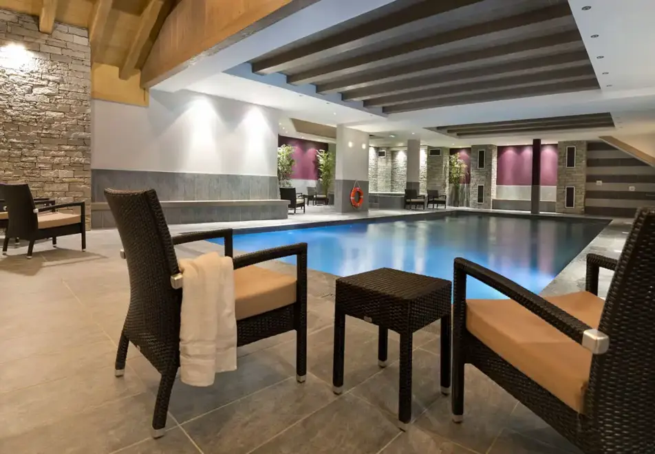Chalet des Dolines, Montgenevre (self catered apartments) - Indoor Pool