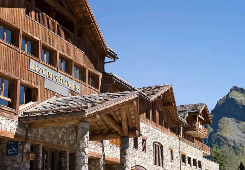 Les Cimes Blanches, La Rosiere (self catered apartments)