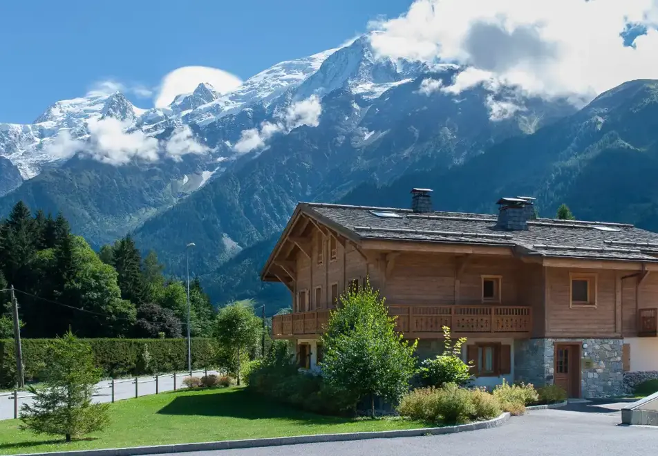 Le Hameau de Pierre Blanche, Les Houches (self catered apartments) - Stunning Views