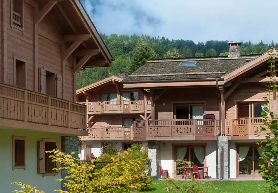 Le Hameau de Pierre Blanche, Les Houches (self catered apartments)