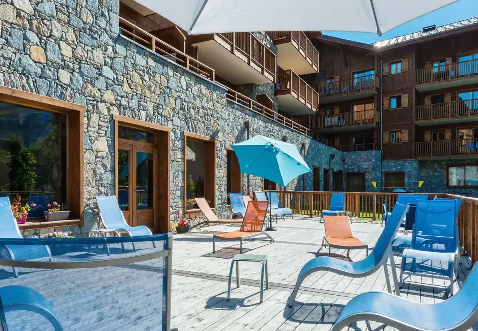 Les Chalets de Layssia, Samoens (self catered apartments) - Sun Terrace