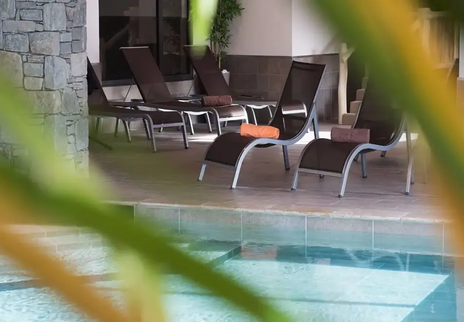 Les Chalets de Leana, Les Carroz (self catered apartments) - Indoor Pool