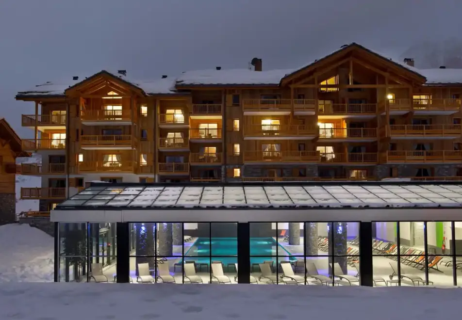 Les Chalets du Flambeau, Val Cenis (self catered apartments) - Indoor Pool