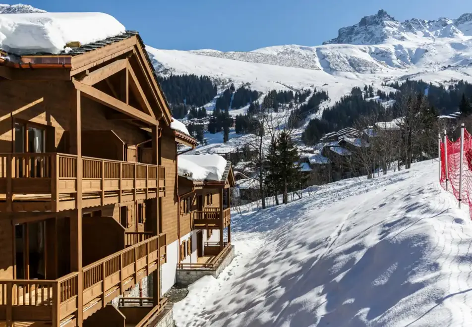 Grange aux Fees, Valmorel (self catered apartments) - Excellent location