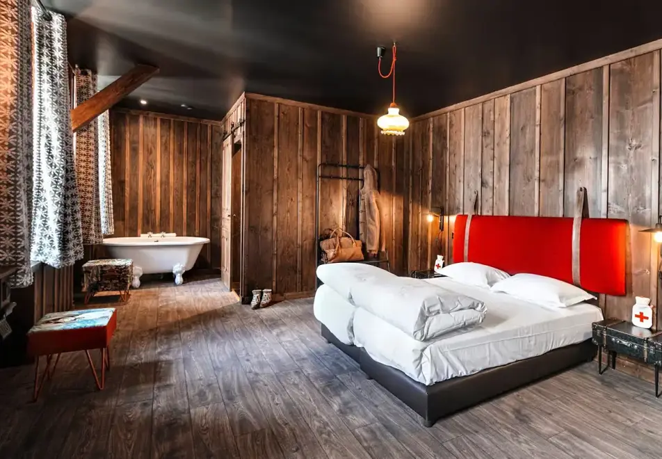 Terminal Neige Refuge du Montenvers, Chamonix (hotel) - Typical hotel room