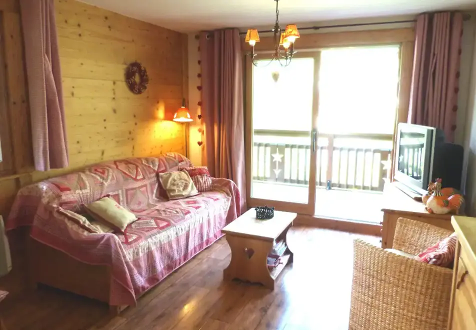 Residences de Charme, Areches Beaufort (self catered apartments) - 2 bed 6