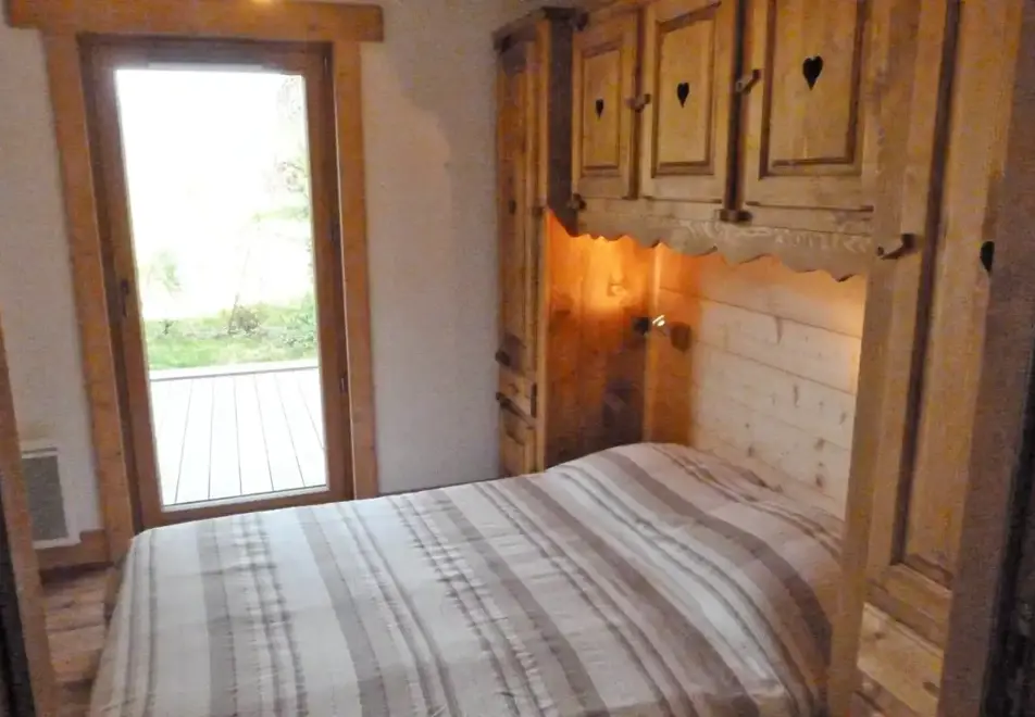 Residences de Charme, Areches Beaufort (self catered apartments) - 2 bed 6