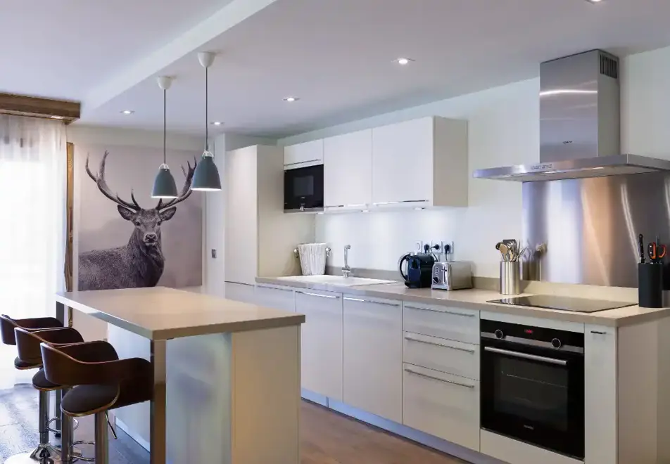 Annapurna, Les Gets (self catered apartments) - 3 bed 8 standard