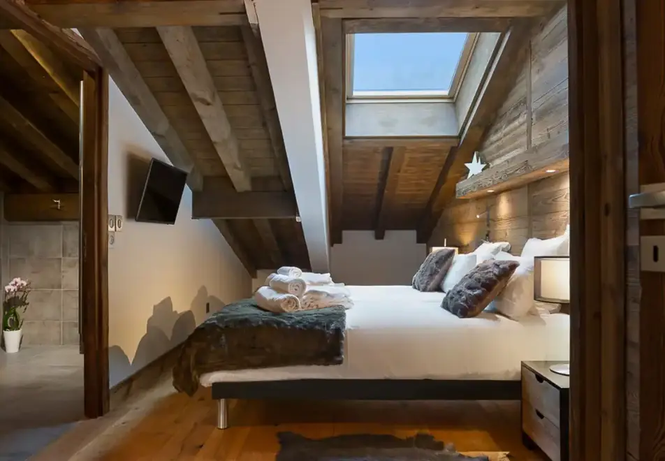 Annapurna, Les Gets (self catered apartments) - Typical 4 bed 8 Penthouse