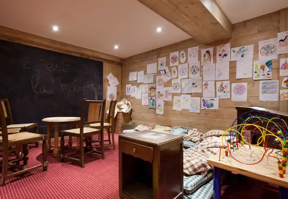 Hotel La Marmotte, Les Gets (hotel) - Kids room