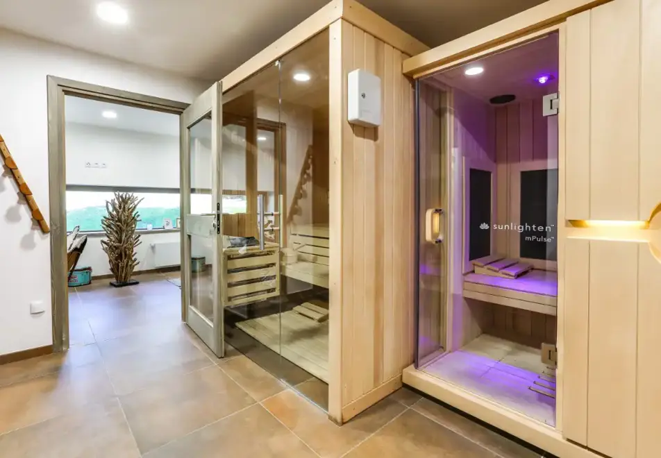 Hameau de Barthelemy, La Rosiere (self catered apartments) - Spa