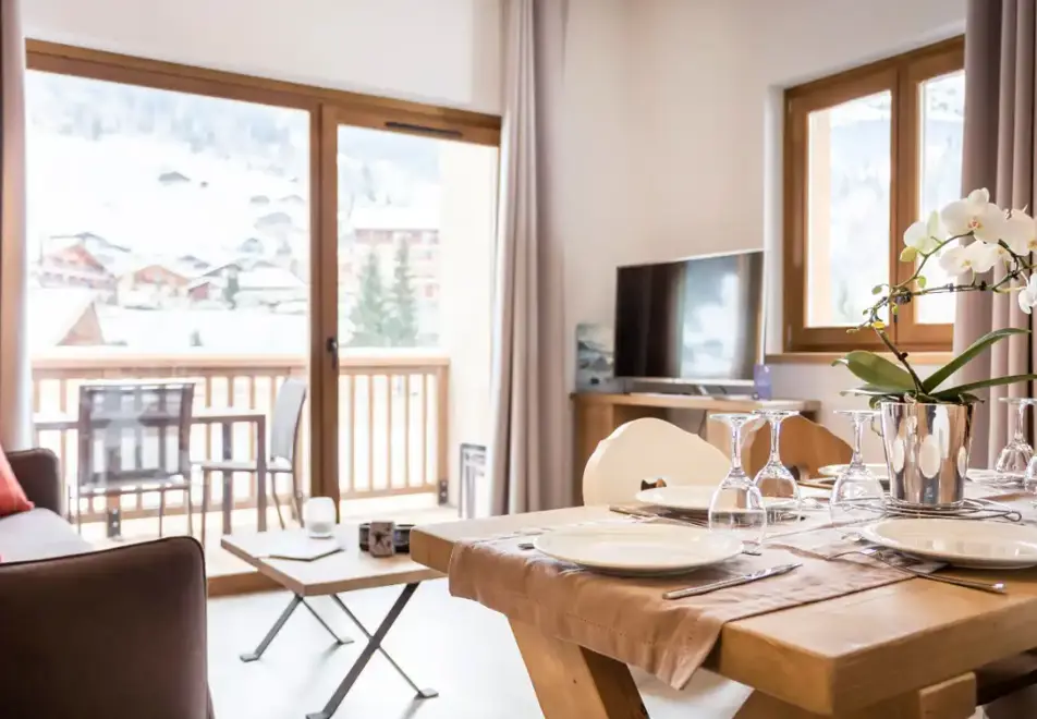 Le Cle des Cimes, Areches Beaufort (self catered apartments) (©MReyboz) - Apartment