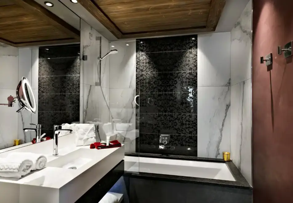 Suites d'Alexane, Samoens (hotel) 'Himalaya' style - Family suite