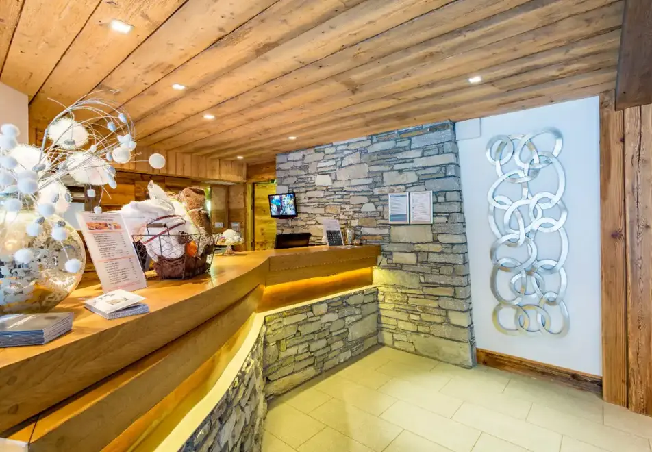 Santa Terra, Tignes les Brevieres (self catered apartments) - Reception