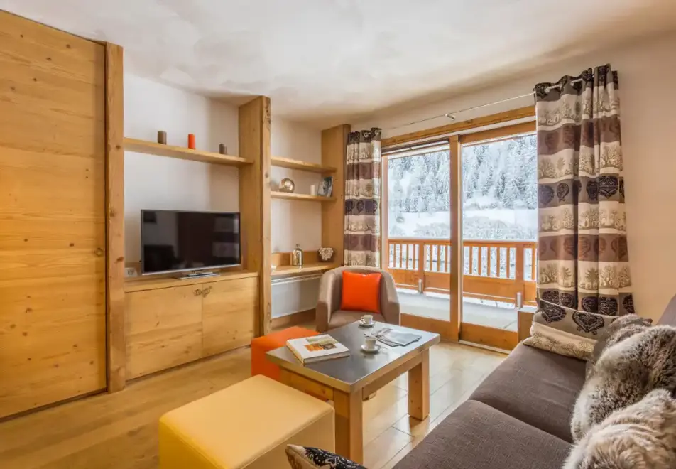 Santa Terra, Tignes les Brevieres (self catered apartments) - 2 bed 6