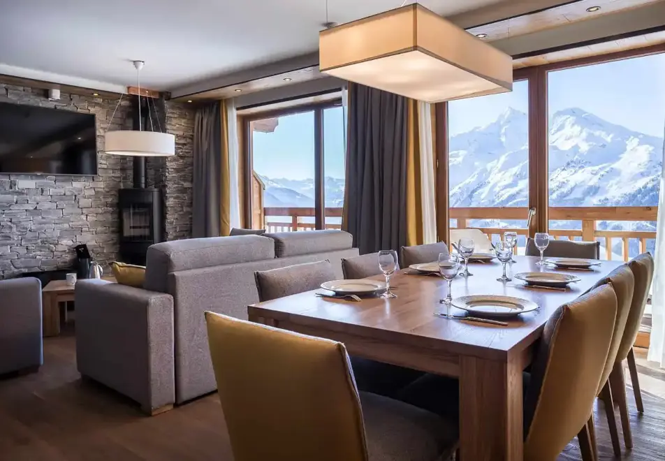 Alparena, La Rosiere (Apartments & Hotel) - Typical 2 bed 6 apartment style