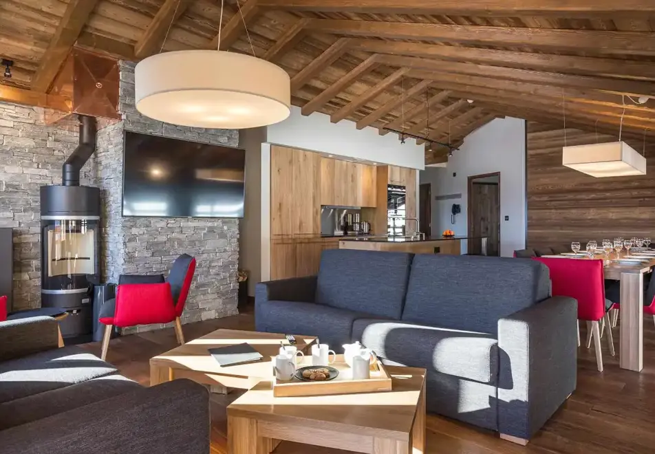 Alparena, La Rosiere (Apartments & Hotel) - Typical 5 bed prestige 12 apartment style