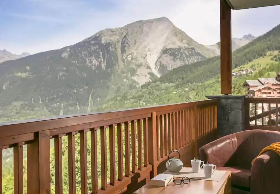 Etoile des Cimes, Sainte Foy (self catered apartments) (©ManuReyboz) - Views