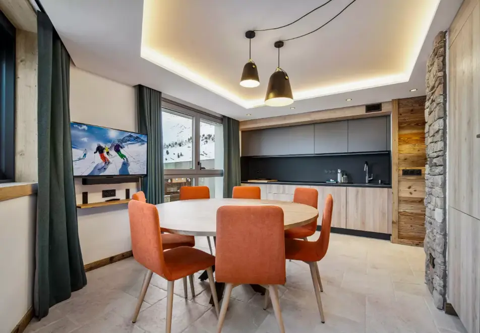 Le Quartz, Tignes Val Claret (self catered apartments) - Typical style of 204, 304, 404, 504, 602